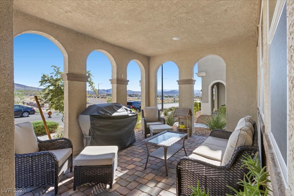 3310 Palindrome Avenue