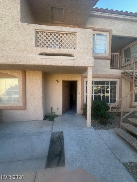 1600 N Torrey Pines Drive 102