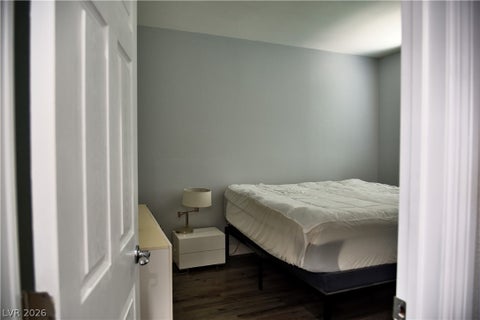 Tiny photo for 712 Oak Hills Course Drive, Las Vegas, NV 89148 (MLS # 2797205)