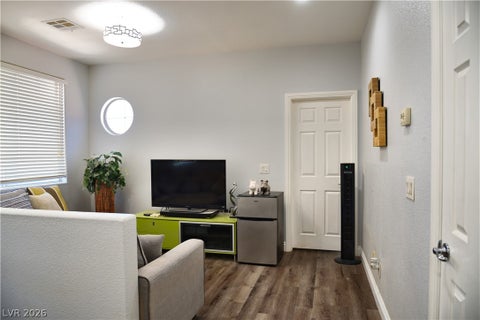 Tiny photo for 712 Oak Hills Course Drive, Las Vegas, NV 89148 (MLS # 2797205)