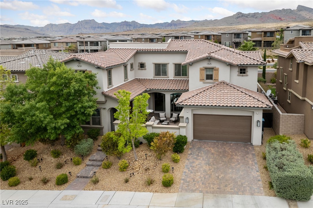 Properties 1 367 Pollino Peaks Street