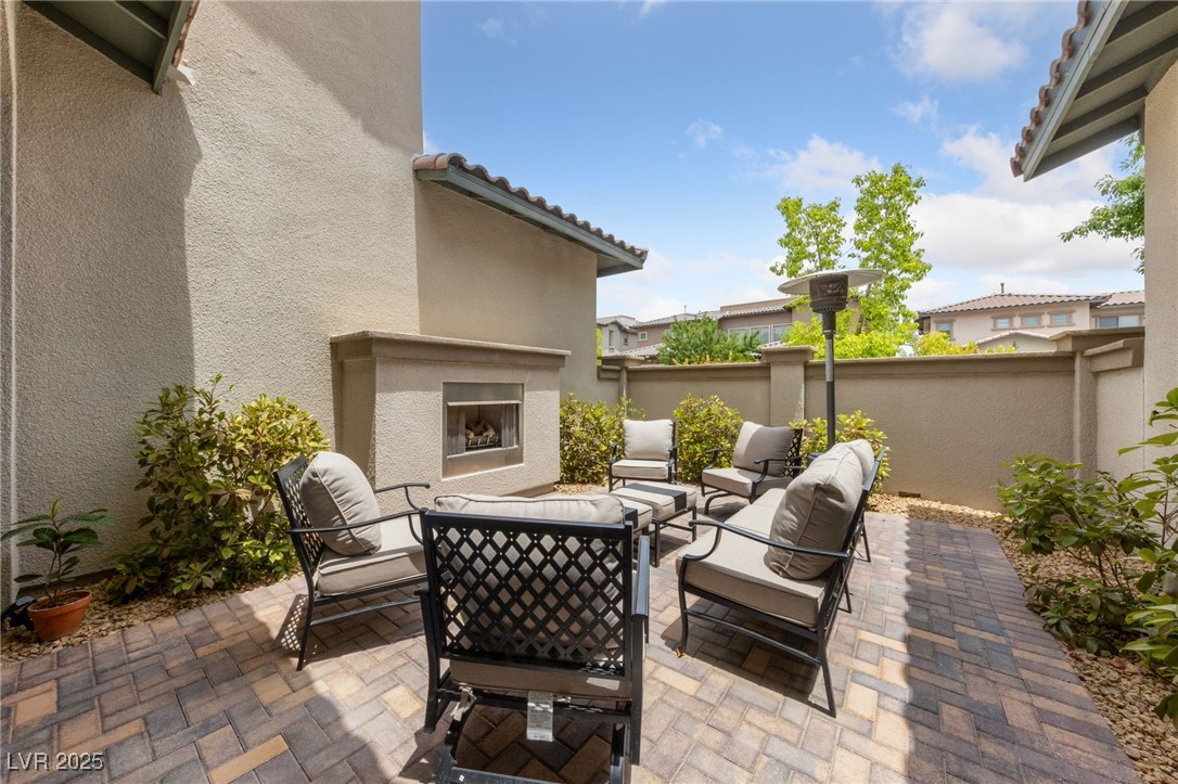 Properties 4 367 Pollino Peaks Street