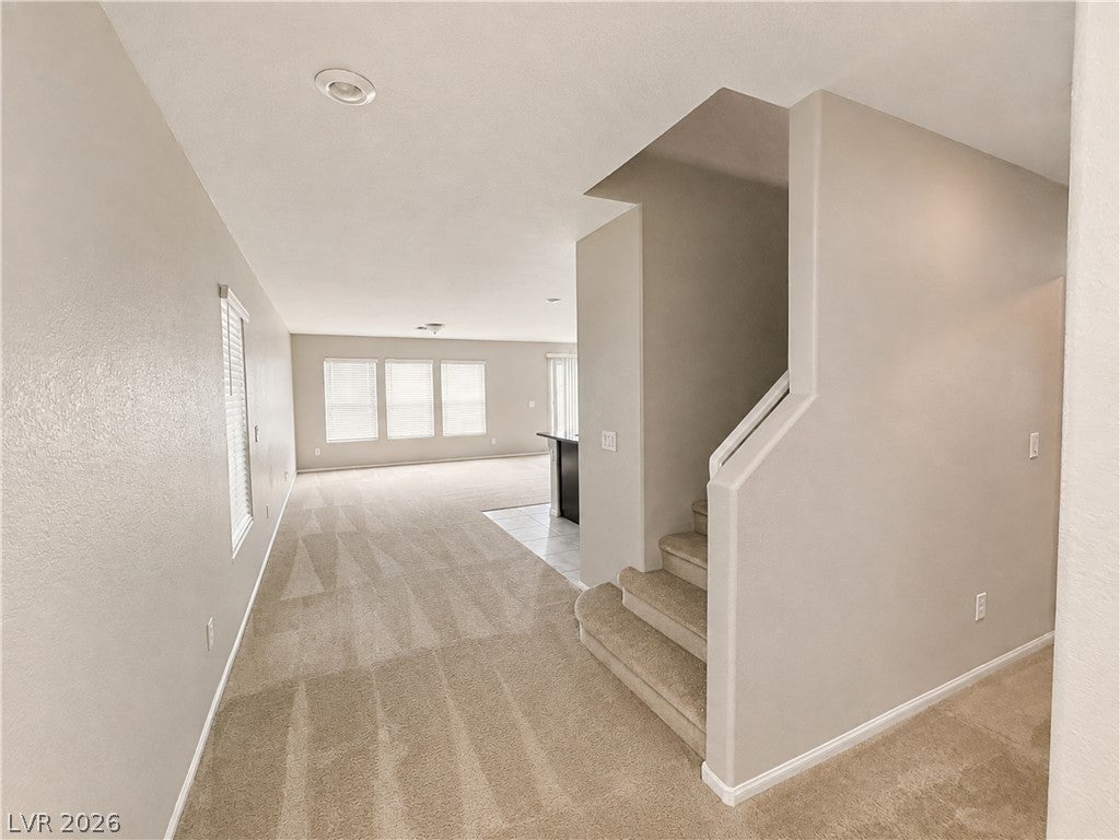 5640 Autumn Cliffs Way