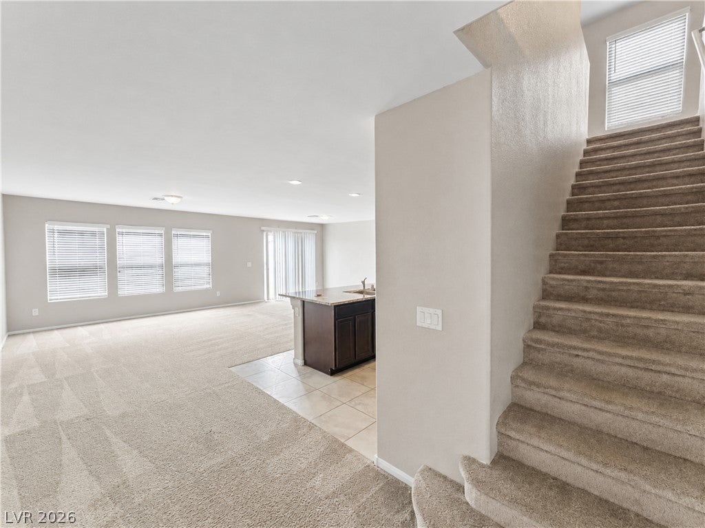 5640 Autumn Cliffs Way