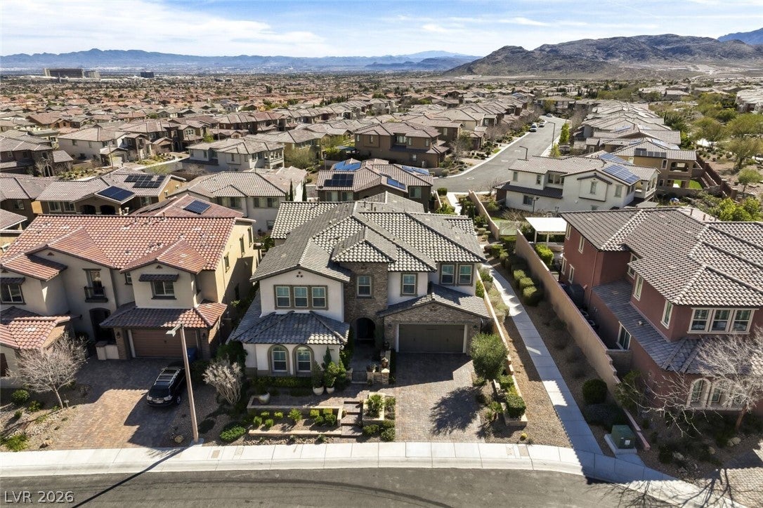 12031 Tramonto Avenue