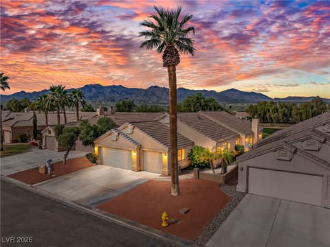Homes For Sale - 1418 Palm Drive<br/> Laughlin, NV 89029