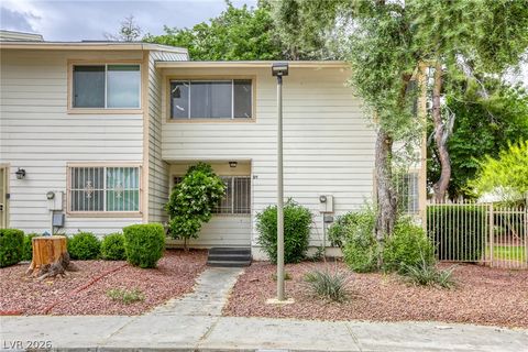 Townhouse For Sale - 4770 Topaz Street #14<br/> Las Vegas, NV 89121
