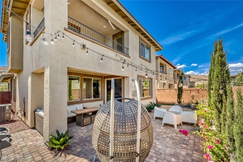 Homes For Sale - 9702 Sapphire Rim Avenue<br/> Las Vegas, NV 89148