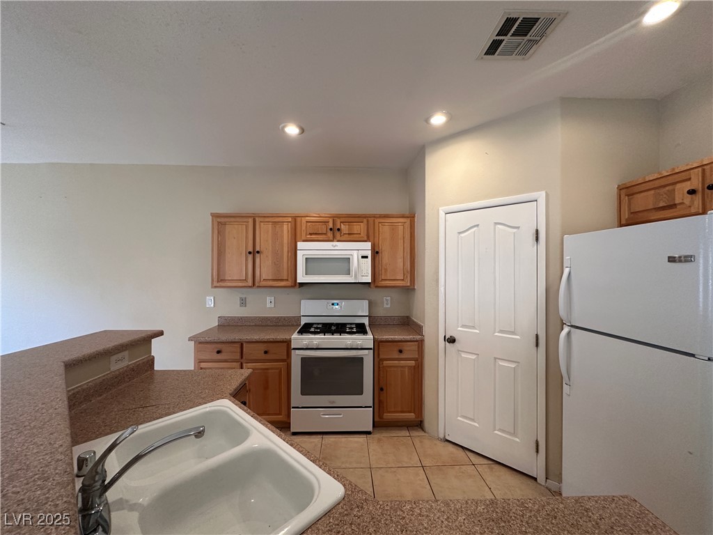 6080 Golden Corral Trail 103