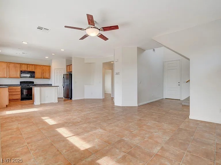 209 Tainted Berry Avenue, North Las Vegas, Nevada image 5