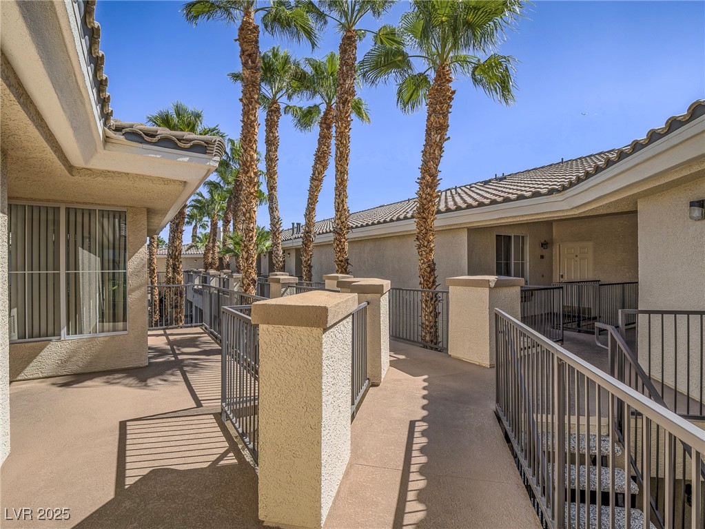 7111 S Durango Drive 305