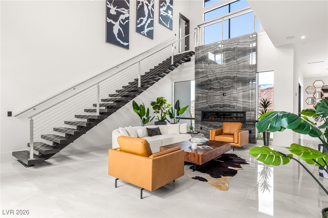 14 Sanctuary Peak Court