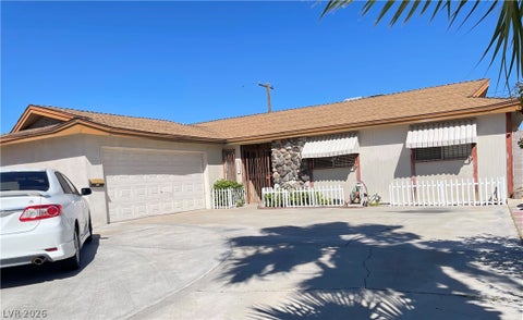 Homes For Sale - 2613 Arenas Street<br/> Las Vegas, NV 89102