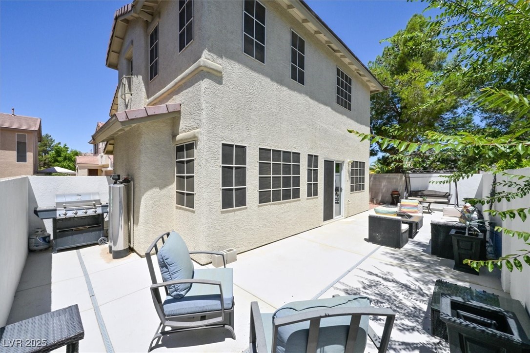 Las Vegas, Nevada 89183, United States, 2 Bedrooms Bedrooms, ,3 BathroomsBathrooms,Residential,Active,195935