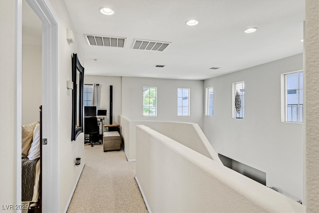 Las Vegas, Nevada 89183, United States, 2 Bedrooms Bedrooms, ,3 BathroomsBathrooms,Residential,Active,195935