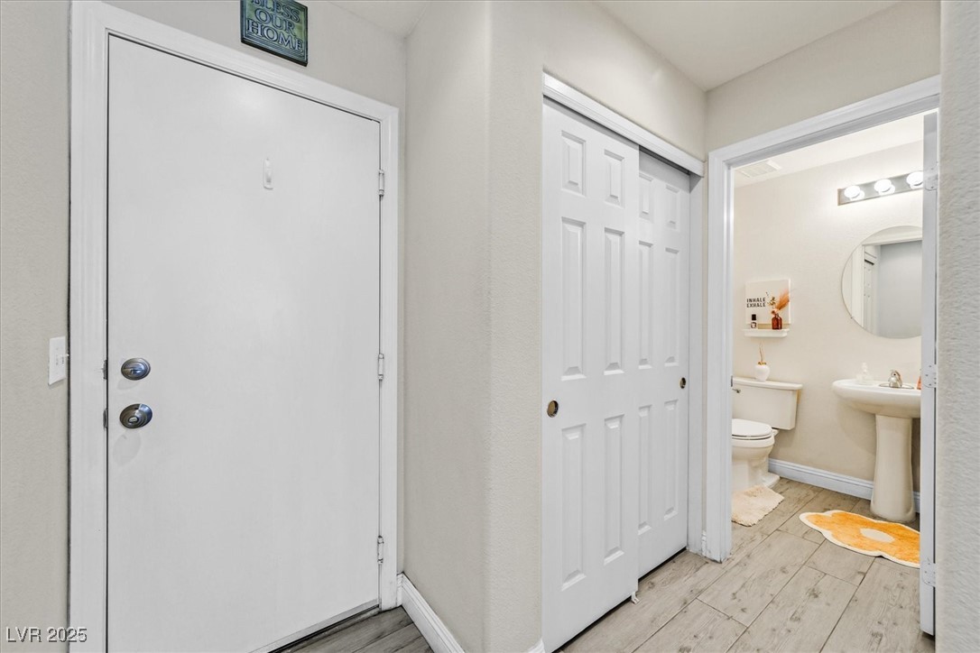 Las Vegas, Nevada 89183, United States, 2 Bedrooms Bedrooms, ,3 BathroomsBathrooms,Residential,Active,195935