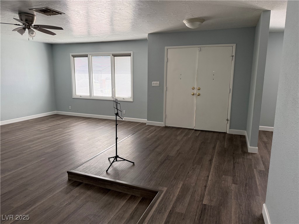 3156 Swallow Lane