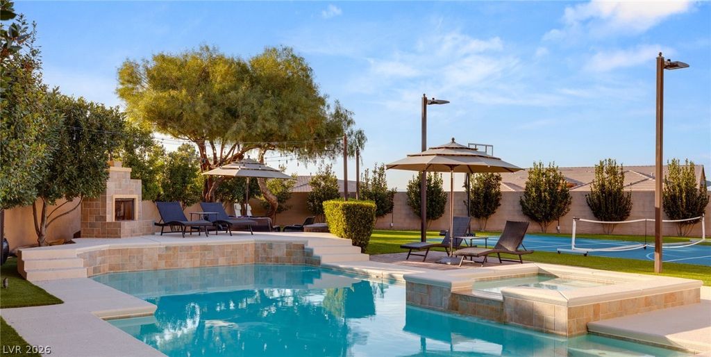 Photo of 25 Kittansett Loop, Henderson, NV 89052 (MLS # 2775263)