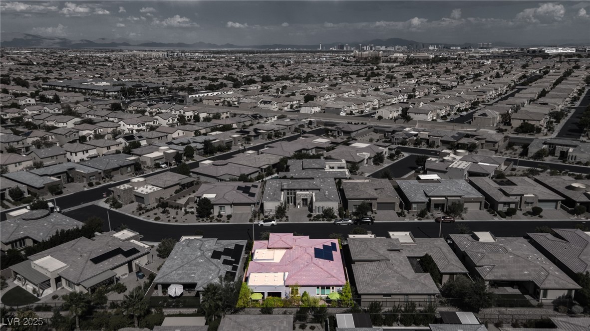 6673 Titanium Crest Street