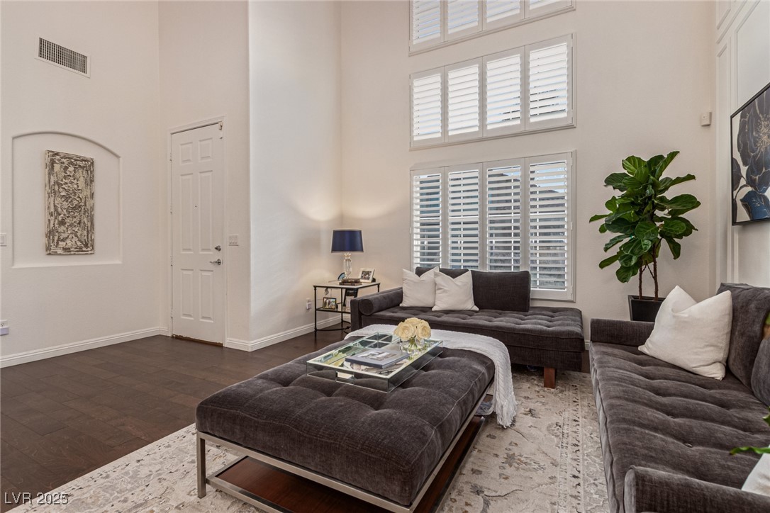 10772 Tin Mountain Court
