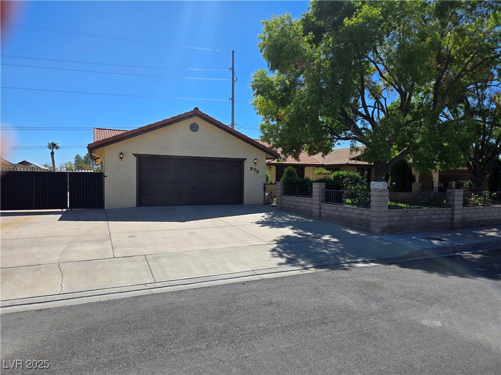 873 Montera Lane