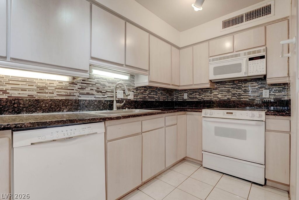 3111 Bel Air Drive 3A