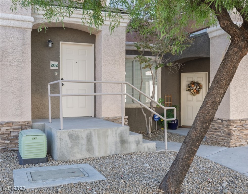 1508 Truett Street 202