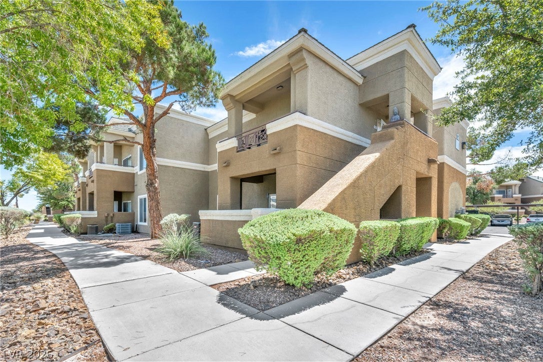 8070 W Russell Road 1060