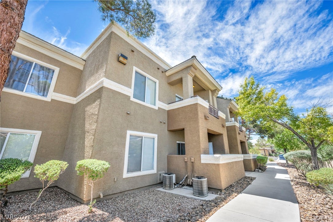 8070 W Russell Road 1060