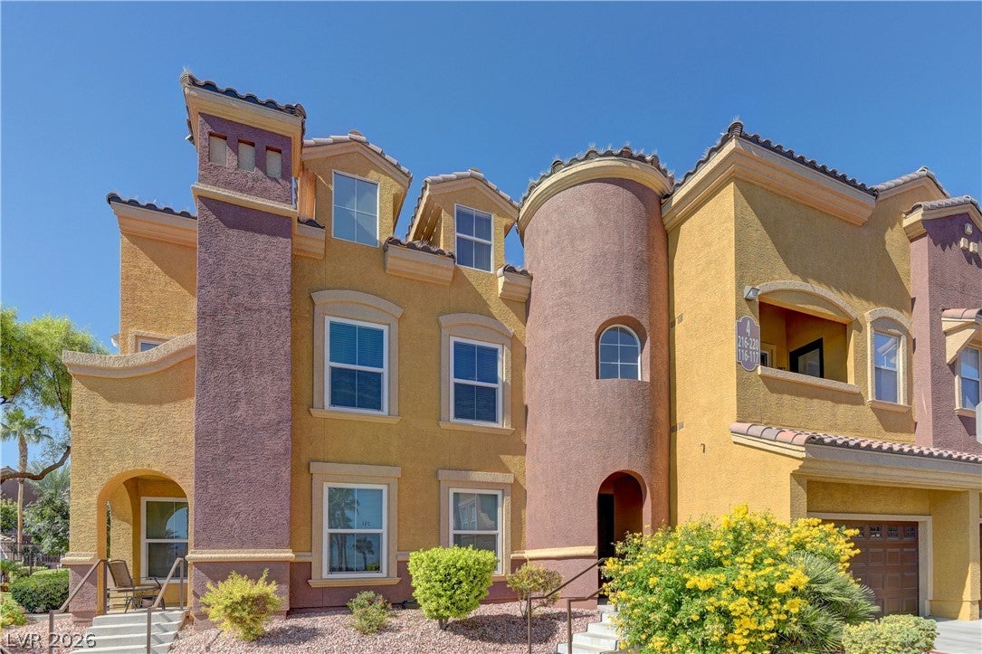 3975 N Hualapai Way 217