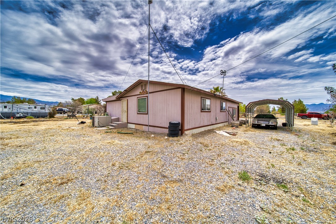 1610 W Vondell Drive