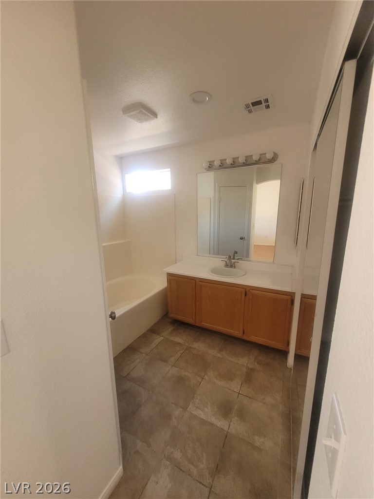1110 Sport Of Kings Avenue