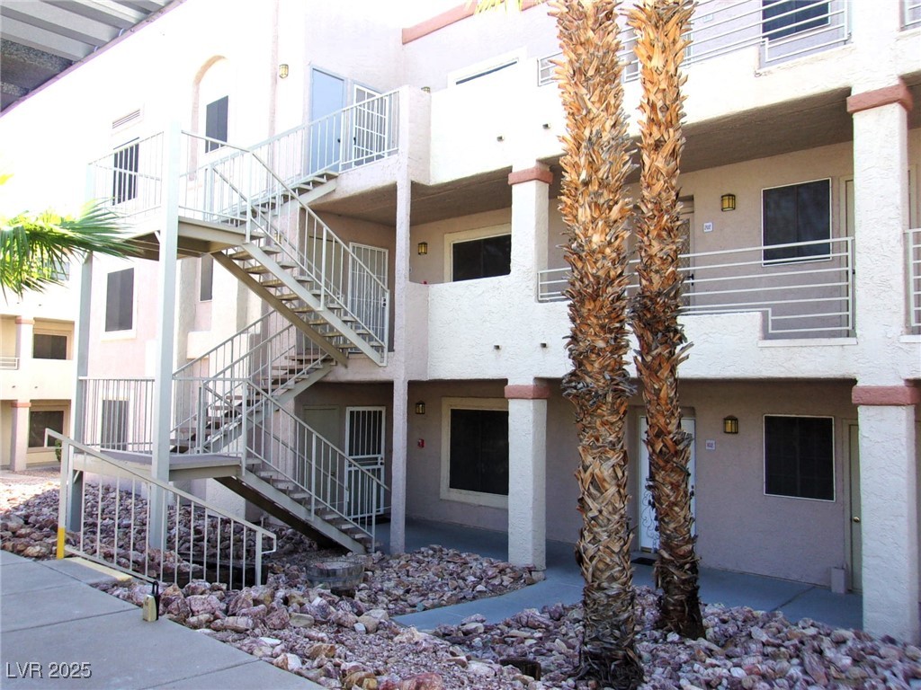 2044 Mesquite Lane #301, Laughlin, Nevada image 2