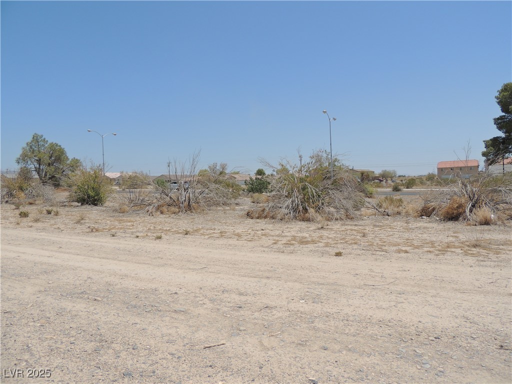 2400 E Flintstone Street