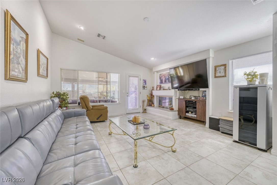 4944 Camino Del Santo Parkway