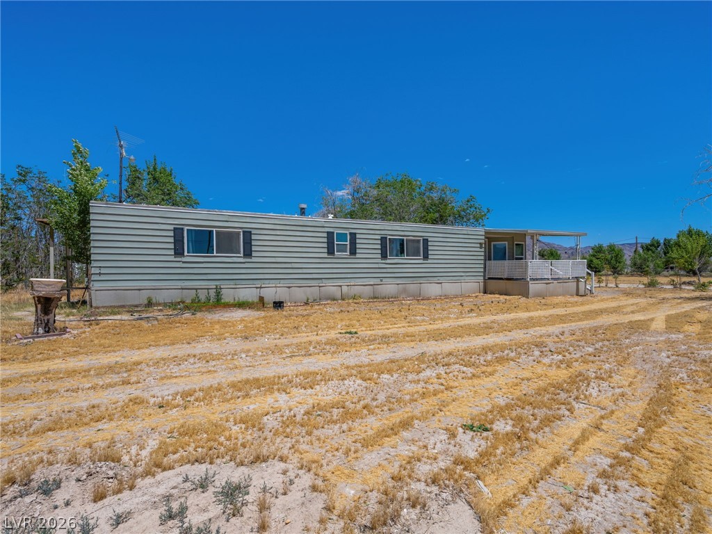 420 E Quartz Avenue