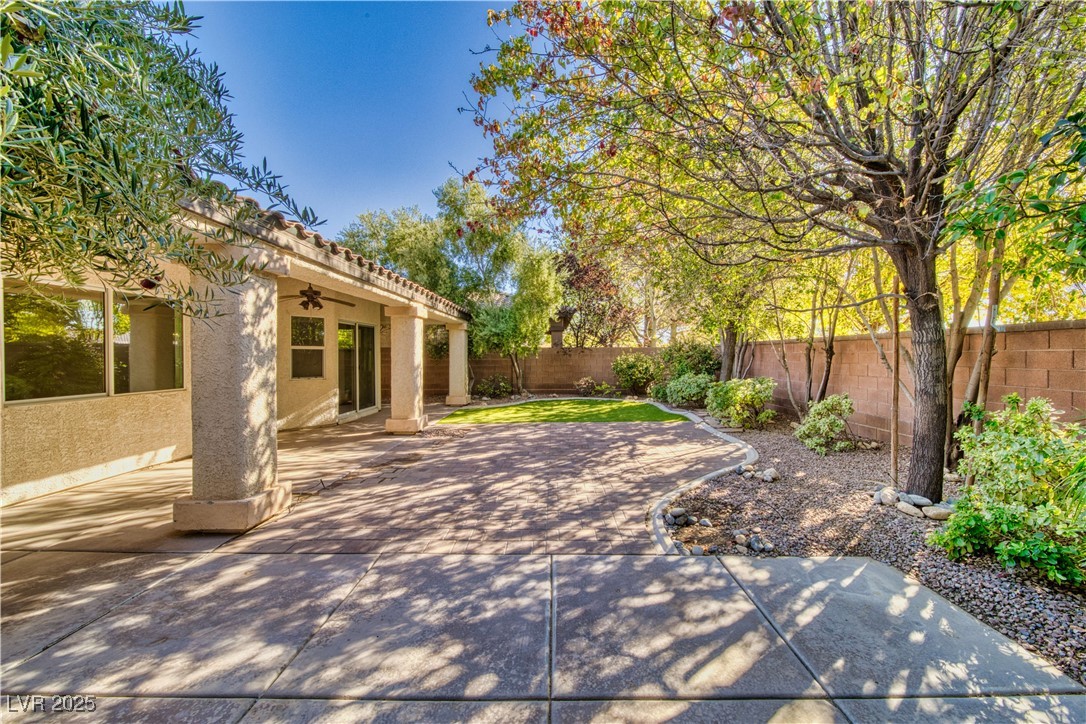 Pahrump, Nevada 89061, United States, 3 Bedrooms Bedrooms, ,2 BathroomsBathrooms,Residential,Active,240615