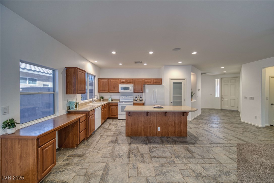 Pahrump, Nevada 89061, United States, 3 Bedrooms Bedrooms, ,2 BathroomsBathrooms,Residential,Active,240615