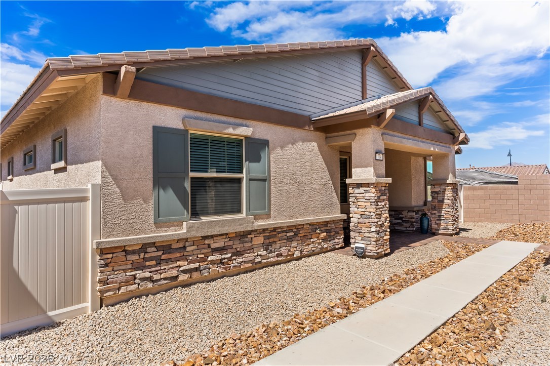 774 Lilac Oak Street