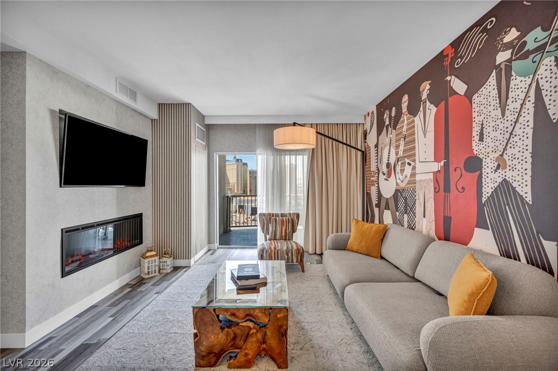 211 E Flamingo Road 1103