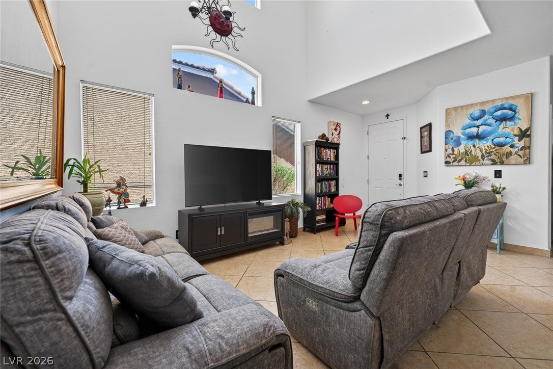 6999 Pacific Coast Street