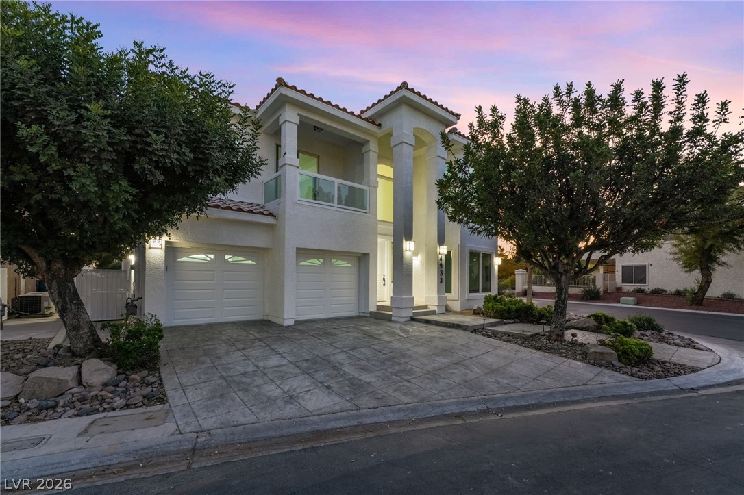 4933 Portraits Place