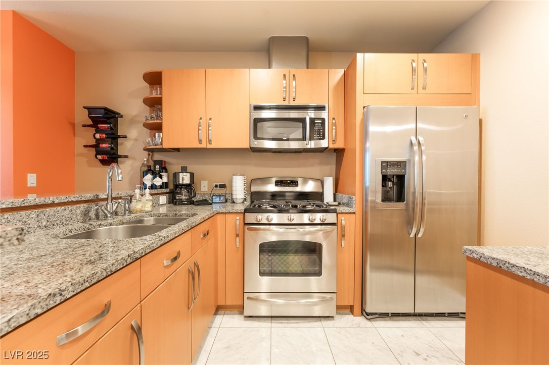 4525 Dean Martin Drive 1103