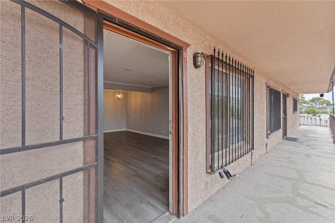 555 S Royal Crest Circle 9