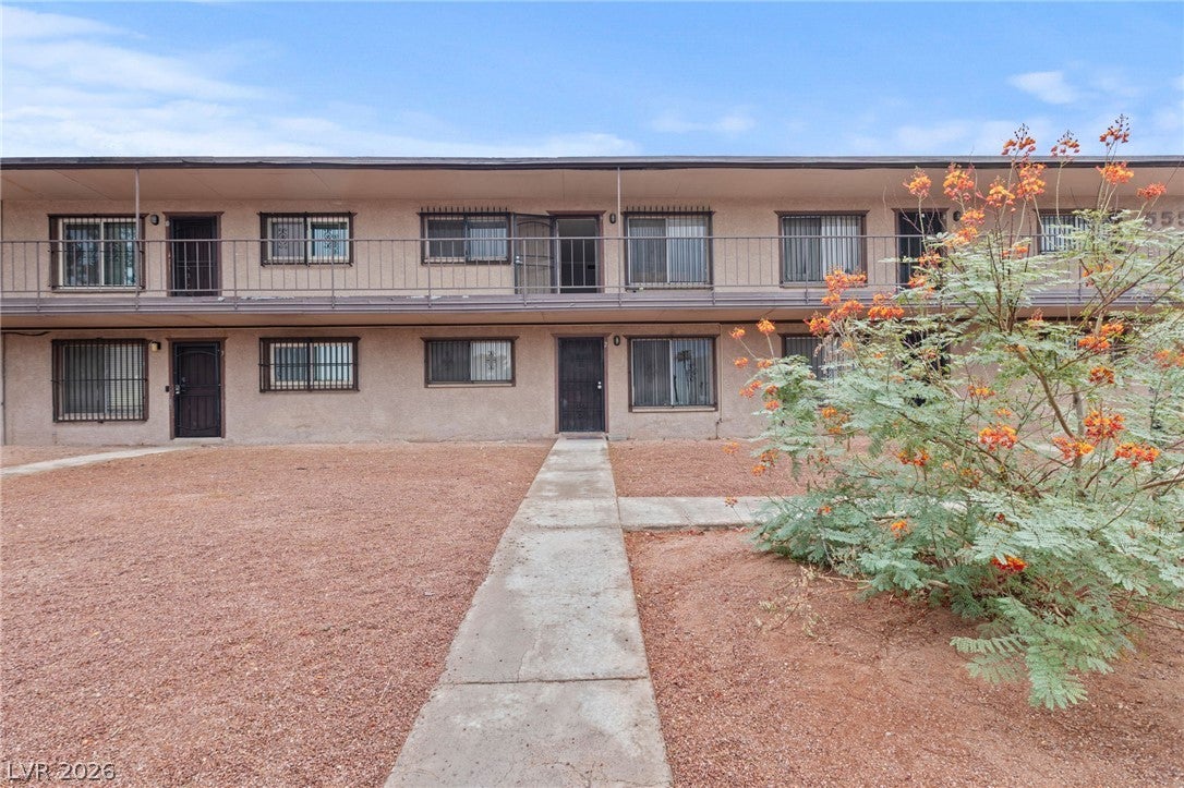 555 S Royal Crest Circle 9