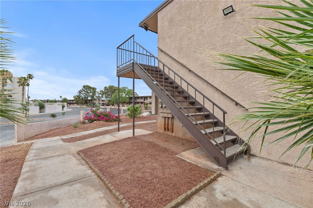 555 S Royal Crest Circle 9