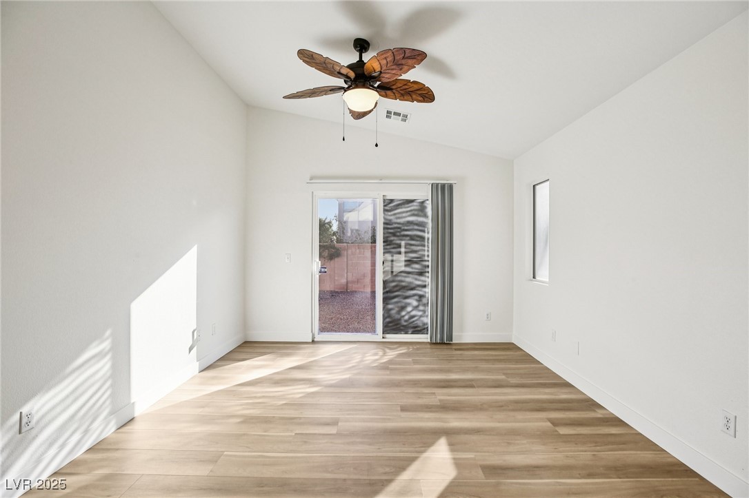 6027 Riflecrest Avenue