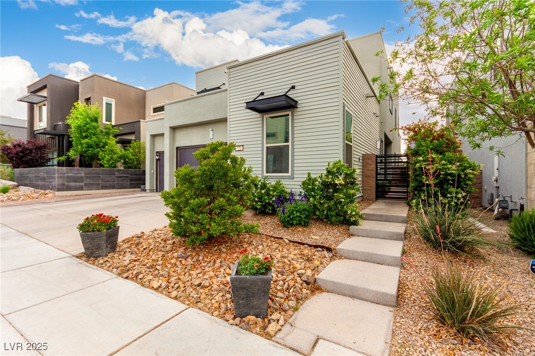 731 Glowing Horizon Street