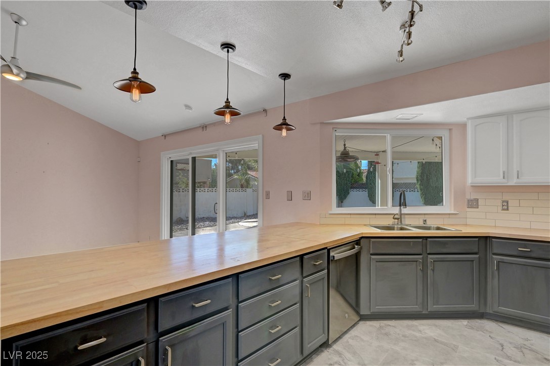 8705 Orvieto Drive, Las Vegas, Nevada image 25