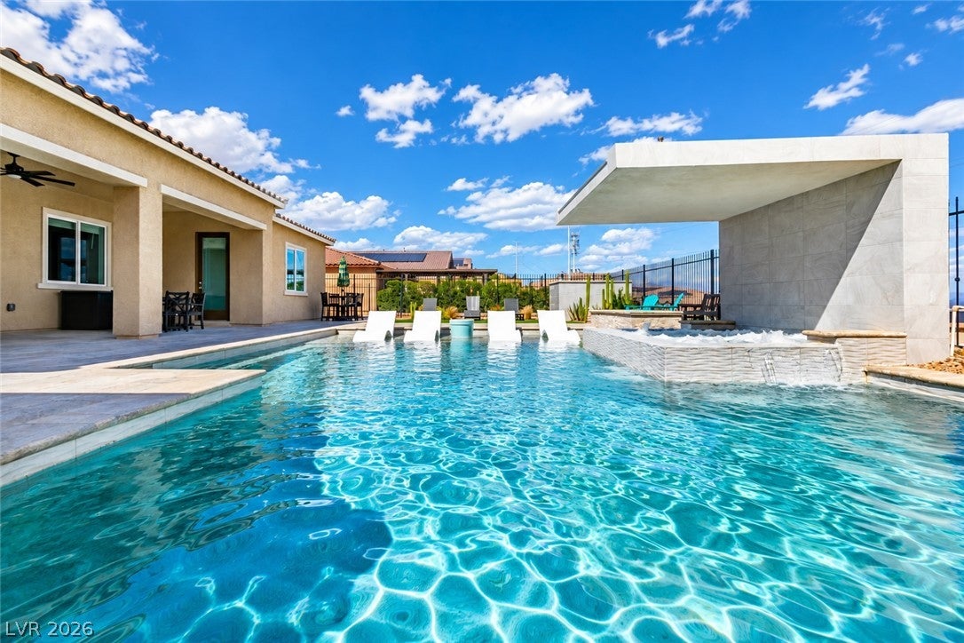 Properties 3 11288 Rebel Dome Court